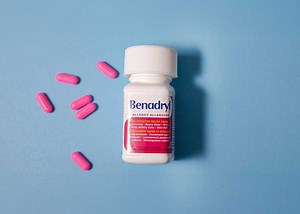 Why Benadryl Is an Outdated and Unsafe Allergy Treatment