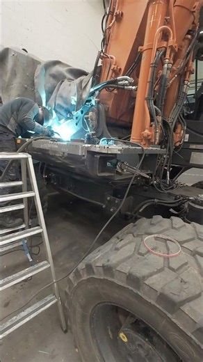 Reparatur Hitachi Bagger