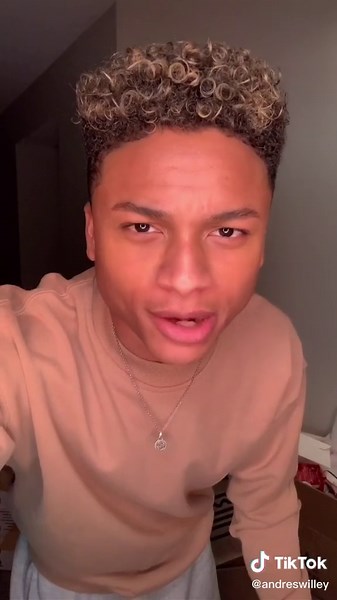 #stitch with @charlidamelio this move looked cool so i had to try- 😩😭