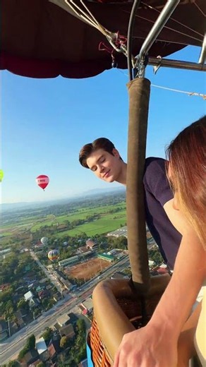 POV: You just discovered hot air balloons exist in Thailand 🎈 🇹🇭 📍Singha Park, Chiang Rai