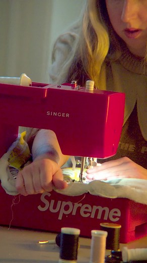 Máquina de Coser SINGER® de Edición Limitada en Supreme