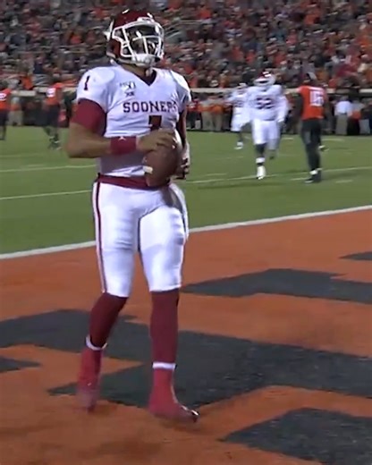 There’s been 15 College quarterbacks to score 53 total touchdowns or more in one season. Only 2 of them have went on to win a Super Bowl, let alone a Super Bowl MVP. The two? Patrick Mahomes and Jalen HurtsBut you’re gonna be telling me he’s not good?