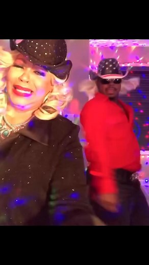 1.4K views · 915 reactions | ️BABY THIS MEMORY STILL TICKLES ME藍鸞藍WE WERE CELEBRATING 22 YEARS浪WE BEEN HAD OUR BOOTS ON DA GROUND 來WILD BOUNTY HUNTER BOB’s BOB WAS BOBBIN HUNTY羅羅藍A MARRIAGE WITHOUT LAUGHTER DON’T WORK FOR US #thebrumfields #happy27th #thatcouple Damion Brumfield | Maria D Brumfield | Facebook