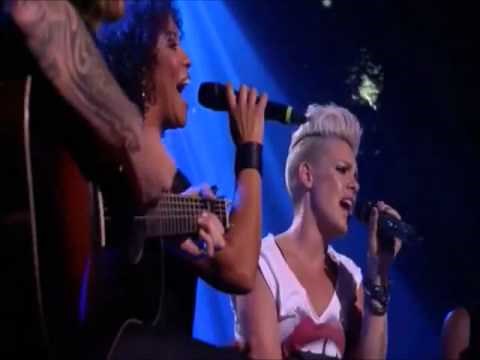 P!nk - Dear Mr. President (Live iTunes Festival 2012)