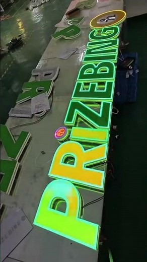 Texto LED programable para promociones | LuminVerse Sign