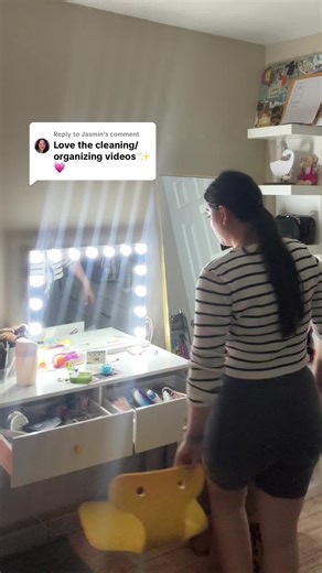 Organizing Your Vanity: Makeup Tips and Tricks