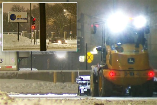 Man fatally struck by snowplow in Minneapolis–Saint Paul International Airport parking lot during winter storm