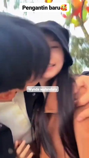 1.9M views · 8.2K reactions | Sebucin itu suaminya pengen cium terus istrinya #fyp #reels #viral #aktorchina #dramachina #btsdrama #yanwenli #fengsiyuan | Wynda Wulandary | Facebook