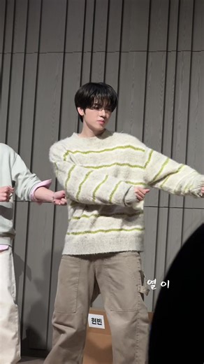 Candy Delights: Explore Sweet Treats 🍬