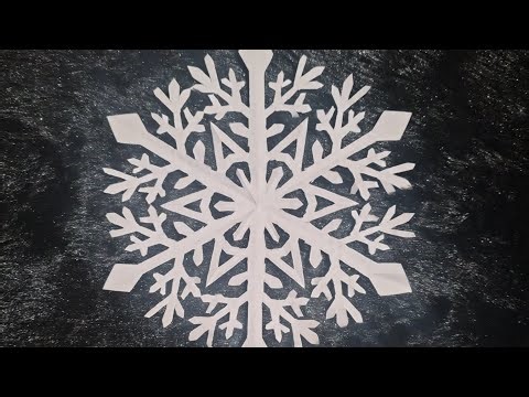How to make Snowflakes out of paper#Easy Snowflake Cutting ❄️#youtubevideo# Snowflake Tutorial# DIY