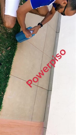 Effective Outdoor Tile Cleaning with Powerpiso