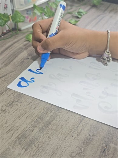 Mi Abecedario en Lettering: Creatividad y Estilo