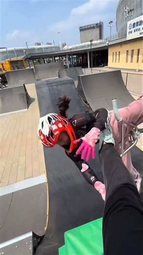 Episode 1 | #bmx# Dangerous stunts please...ExpandFor professional sports, please conduct them