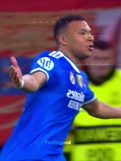 Mbappé Masterclass: Perfect Control! 🎯