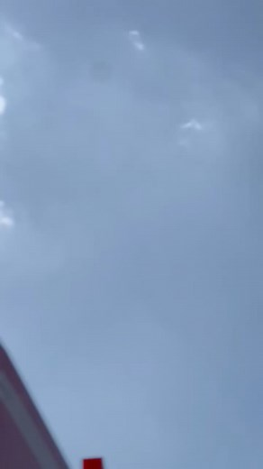 Feliz inicio de semana🌤️ | León David