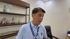 FAKE PWDs ID KALAT NA SA MGA ESTUDYANTE SA MAYNILA Isang Estudyante sa isang kilalang Unibersidad ang nagbulgar kay Manila Department of Social Welfare Dir Jay Reyes Dela Fuente na maraming Student na hindi naman PWDs ang gumagamit ng IDs para maka discount. Ayon sa Estudyante hindi niya maatim na para lang maka discount pinalalabas na may kapansanan sila kahit wala naman Nabibili anya ang Fake PWDs sa halagang 1000 hanggang 6000 pesos sa isang nagma manufacture na magulang ng kanilang kaklase. 