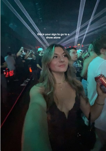 20/10 experience and will be doing it again #solodate #dateyourself #concert #singlelife #reminder