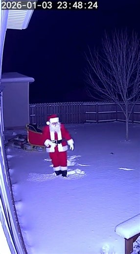 POV: Santa Forgot How to Land 🎄💥