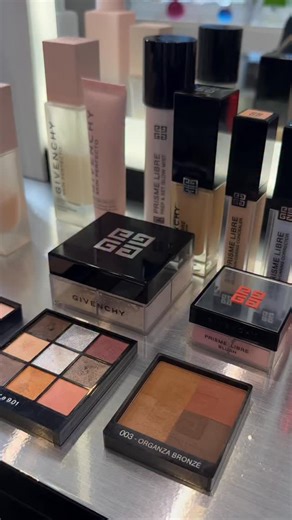 Así se vivió la experiencia Beauty Secrets By Givenchy en Parfumerie ✨ Quedate atenta a nuestras redes para vivir más eventos Givenchy. Aprovechá Cyber Monday y conseguí tus elegidos con súper descuentos. ❕Hasta 40%off en productos seleccionados y 9 cuotas sin interés. | Parfumerie.