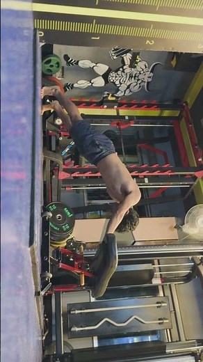 explosive push ups #explosivepushups #explosivetraining #pushups #shorts