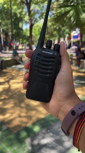 Prueba y características del walkie talkie Baofeng BF 888S