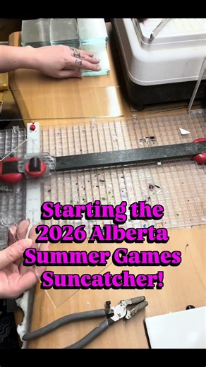 Cutting Glass for the 2026 ASG Suncatchers!