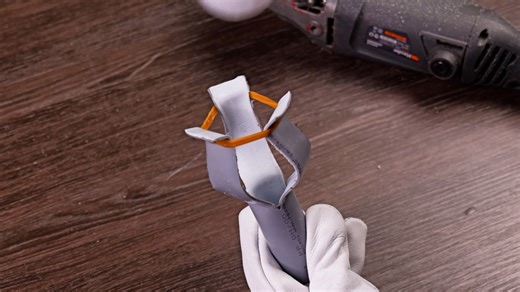 Simple Way To Change Light Bulb