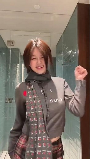 🥰#DanceCover #68 ft. Bao Bao | ✨ Beautiful Chinese Girl #shorts #tiktokdance