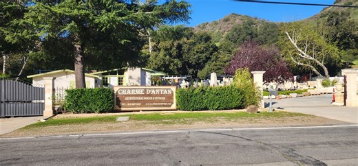 2337 Troutdale Dr, Agoura Hills, CA 91301 - Retail Use Residential Neighborhood | LoopNet