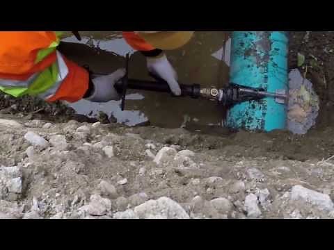 Hot tapping water main for PVC C-900