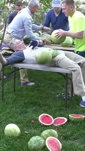 Throwback: Most watermelons self chopped on the stomach in one minute 🍉 ⏲️ 31 by Ashrita Furman 🇺🇸 | Guinness World Records
