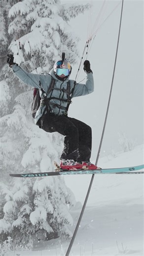 13K views · 106 reactions | ❄️Début décembre, on a profité d’une belle journée sur le Domaine skiable et de loisirs de Morzine avec Valentin Delluc, athlète Red Bull et ambassadeur de Morzine. Sur le télésiège d’Atray, aujourd’hui hors d'exploitation, il a combiné performance sportive et créativité pour créer des images spectaculaires et inédites.廒 À découvrir en vidéo   Corentin Croisonnier & Ugo Gerola | Morzine | Facebook