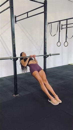 Close grip Australian pull up