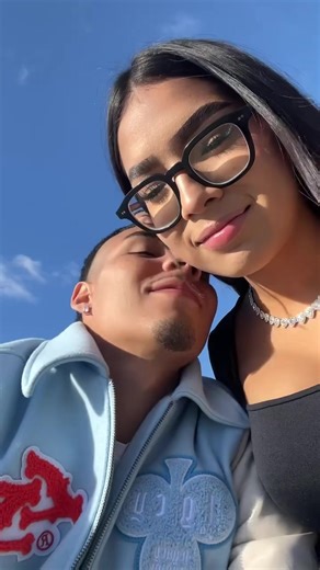 Ella es la mujer más hermosa del mundo🖤♾️👩🏽‍❤️‍💋‍👨🏽