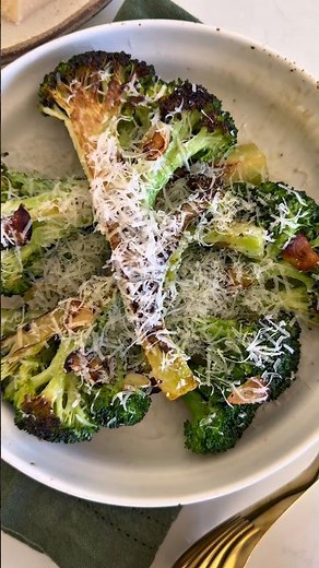Pan-fried Broccoli with Garlic and Parmesan