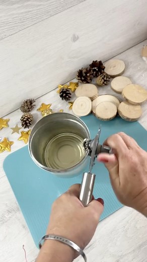 407K views · 3.1K reactions | Una lattina e dei calzini risaltato geniale #fblifestyle | CreativeMamy | Facebook