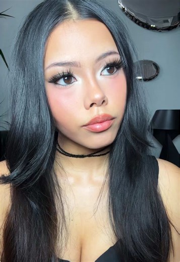 Transforming Into My Blythe Doll: Makeup Tutorial