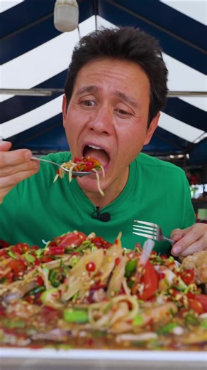 Trying the World’s Spiciest Thai Food at Som Tam Nong