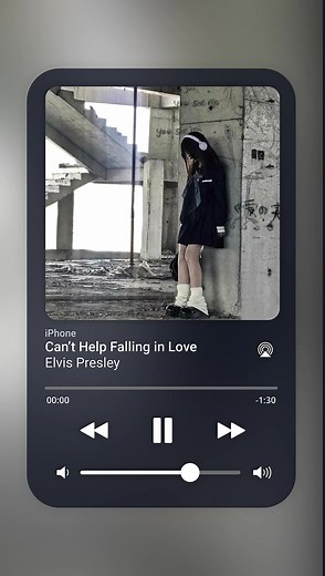 Speed Up Elvis Presley's 'Can't Help Falling In Love' with Aesthetic Lyrics Remix