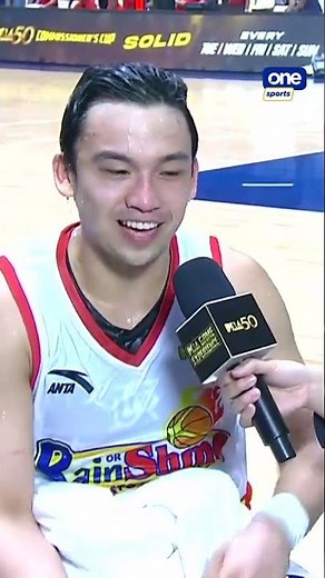 Johnson PLAYFULLY SPLASHES Asistio WITH WATER DURING POST-GAME | PBA Season 50 Commissioner’s Cup