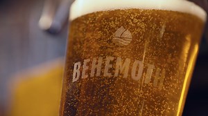 BEHEMOTH | Our BEHEMOTH fly reel combines the most powerful drag in its class with stunning aesthetics that push the limits of fly reel design. The unique, un-machinable, die-cast construction is coupled with a durable, interlocking, large-arbor spool design that both looks and functions like a premium reel. A super-heavy duty carbon fiber drag package brings the utmost in drag strength, reliability and performance to the family. Sized for your favorite 5-weight trout rod, and all the way up to 