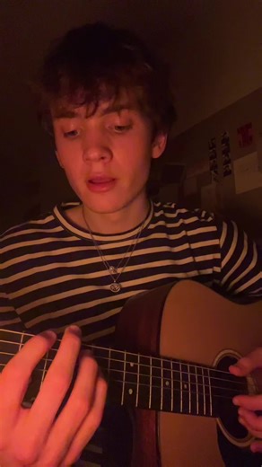 Adrianne Lenker: Unique Lyrics and Guitar Tutorial