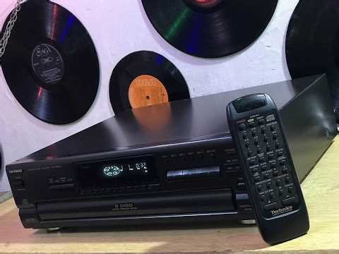 Technics SL-PD688 Compact Disc Changer- Specs/Specifications Are Mentioned In Descriptions: