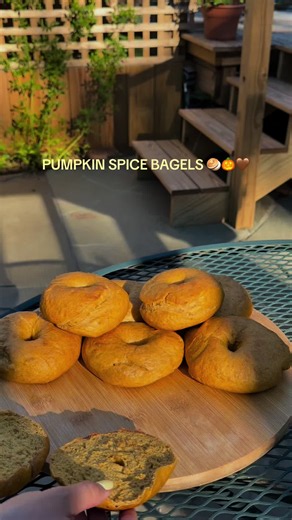 Pumpkin Bagel Recipe: Easy Fall Pumpkin Spice Bagels