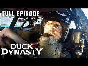 Duck Dynasty: Pit Perfect (S8, E8) | Full Episode