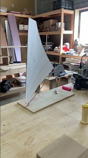 Improvements to the balanced lug sail