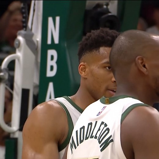 692K views · 10K reactions | Giannis (32 PTS, 14 REB, 7 AST, 2 BLK) stuffs the stat sheet as the Milwaukee Bucks win to open the 2021-22 NBA season! #KiaTipOff21 | NBA | Facebook