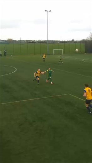 Simmaz bagged a brace and converted an 87th minute penalty to secure us a point. That puts Kieron on 19 for the season and 4th in the race for the golden boot Special shout to Jason Lourenco for his commentary on the first #MatchMoments is brought to you by Hays Travel Gateshead. Kieron is sponsored by Proctor Flooring Limited & Luxe Lounge Hair & Beauty #UpTheLeam #UTL🔰 | Leam Rangers Football Club