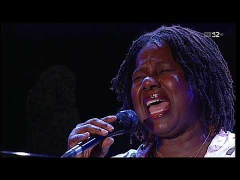 Randy Crawford - One Day I'll Fly Away (Estival Jazz Lugano 2005)