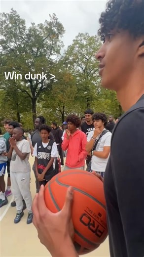 #dunks #dunkcontest #basketballtiktok #fyp | Dunks